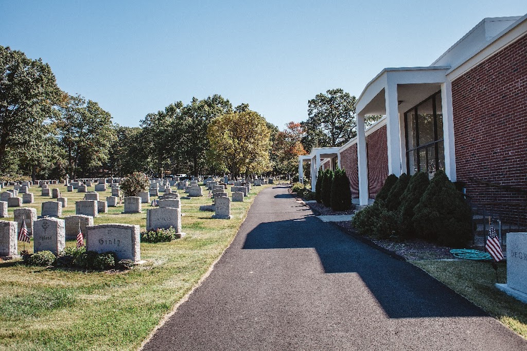 Holy Rood Cemetery | 61 Whippany Rd, Morristown, NJ 07960 | Phone: (973) 539-7501