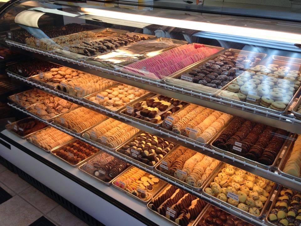 Scarsdale Pastry Center | 1487 Weaver St, Scarsdale, NY 10583 | Phone: (914) 723-6722