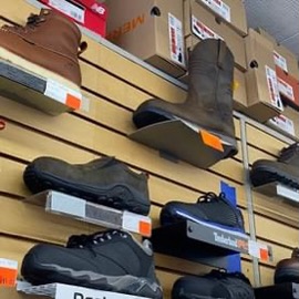 Freds Shoes | 459 Breckwood Blvd, Springfield, MA 01109 | Phone: (413) 782-9169