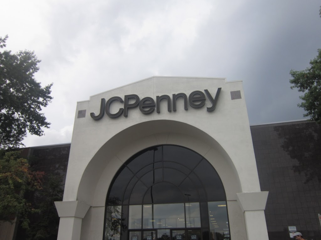 JCPenney | 50 Holyoke St, Holyoke, MA 01040 | Phone: (413) 536-3963