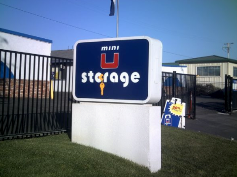 Mini U Storage | 565 NJ-73, West Berlin, NJ 08091 | Phone: (856) 767-6160