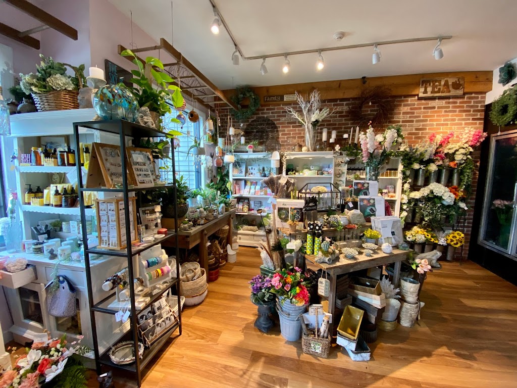 Meadowscent | 2356 Route 44-55, Gardiner, NY 12525 | Phone: (845) 255-3866