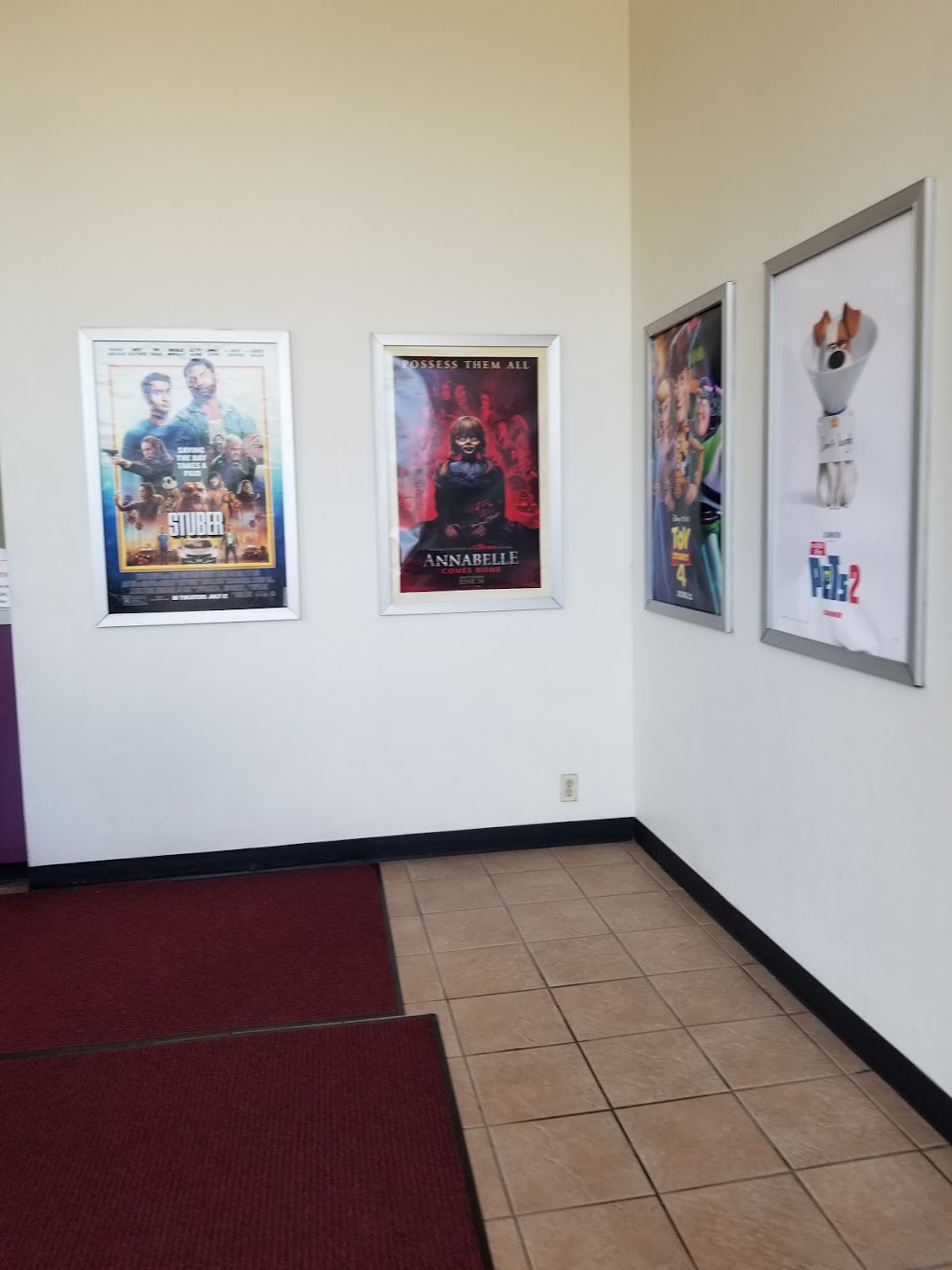Lyceum Cinemas | 15 Old Farm Rd, Red Hook, NY 12571 | Phone: (845) 758-3311