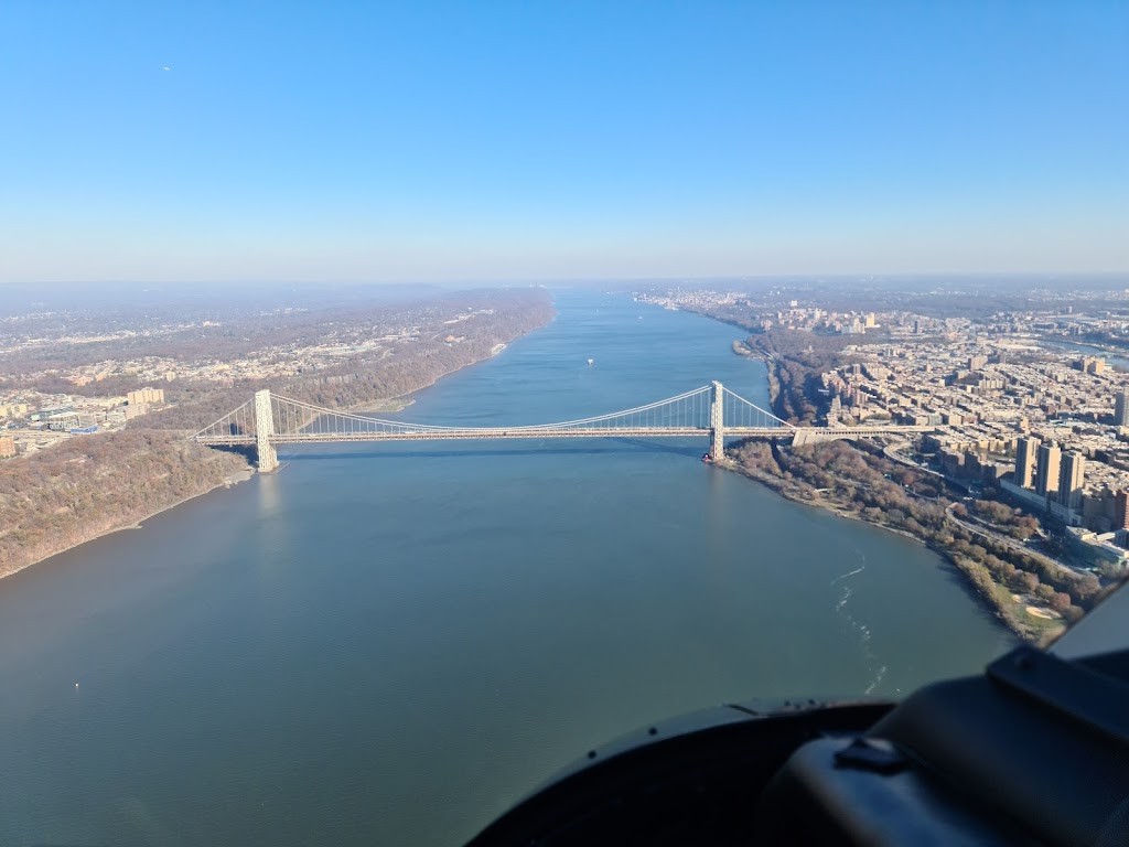 Helicopter New York City | 6 E River Piers #214, New York, NY 10004 | Phone: (212) 747-9282
