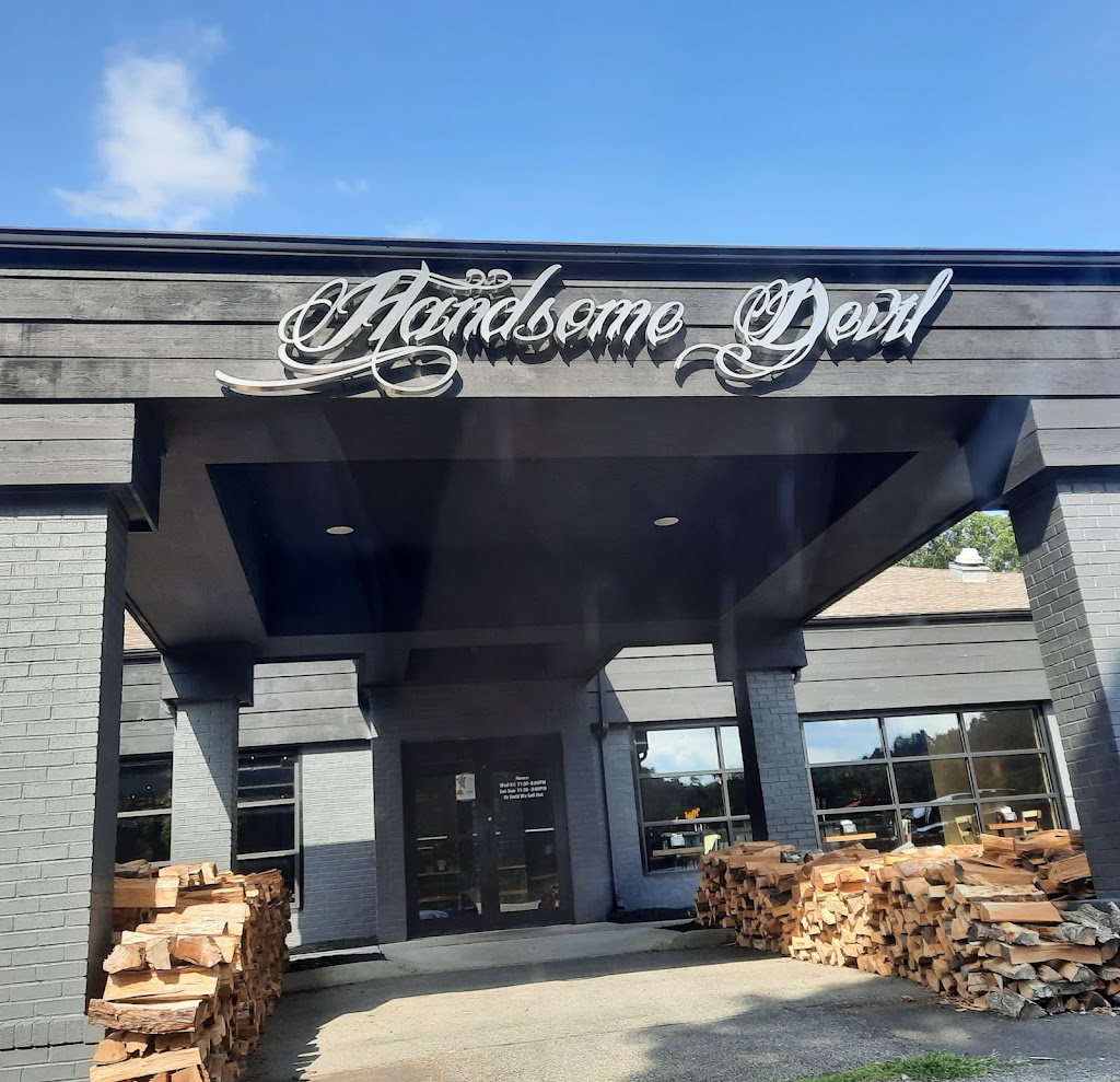 Handsome Devil BBQ | 3 Corwin Ct, Newburgh, NY 12550 | Phone: (845) 787-4711