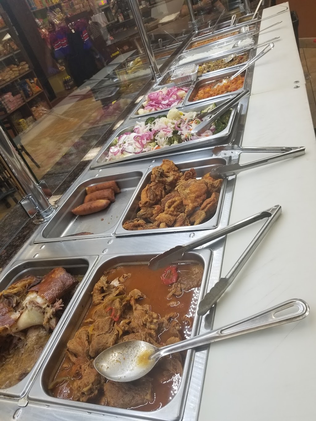 Bueno Deli | 134 Heyward St, Brentwood, NY 11717 | Phone: (631) 922-8007