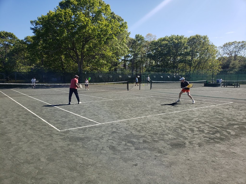Sag Harbor Tennis and Pickleball | 395 Main St, Sag Harbor, NY 11963 | Phone: (631) 725-1003