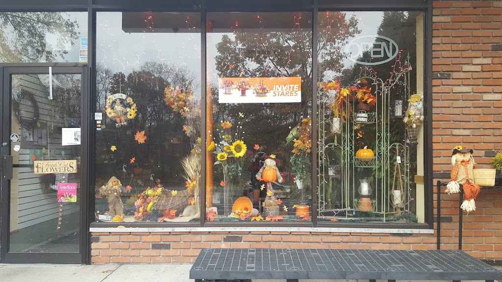 Cookes Little Shoppe of Flowers | 2017 Albany Post Road, Cortlandt Plaza, Croton-On-Hudson, NY 10520 | Phone: (914) 862-4558