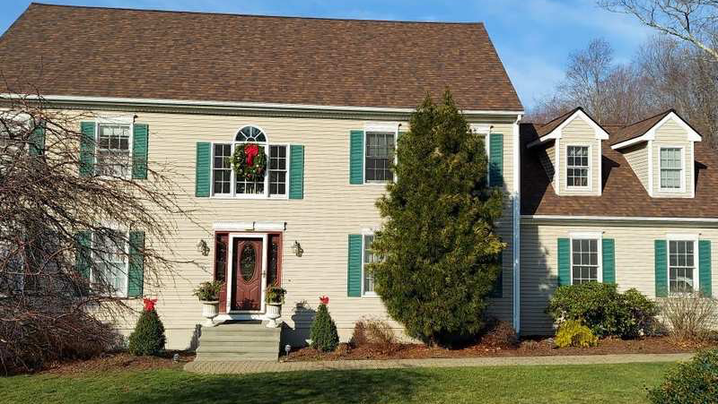 Above the Rest Roofing and Siding | 1460 Meriden-Waterbury Turnpike #6, Plantsville, CT 06479 | Phone: (860) 329-6634