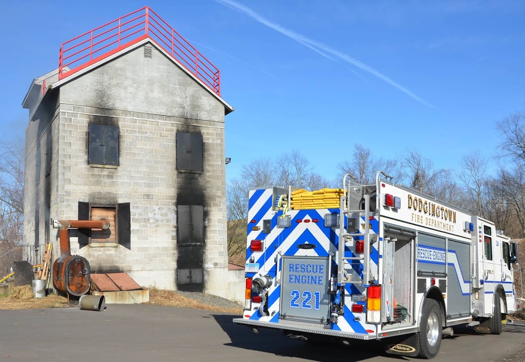 Dodgingtown Volunteer Fire | 55 Dodgingtown Rd, Newtown, CT 06470 | Phone: (203) 270-4386
