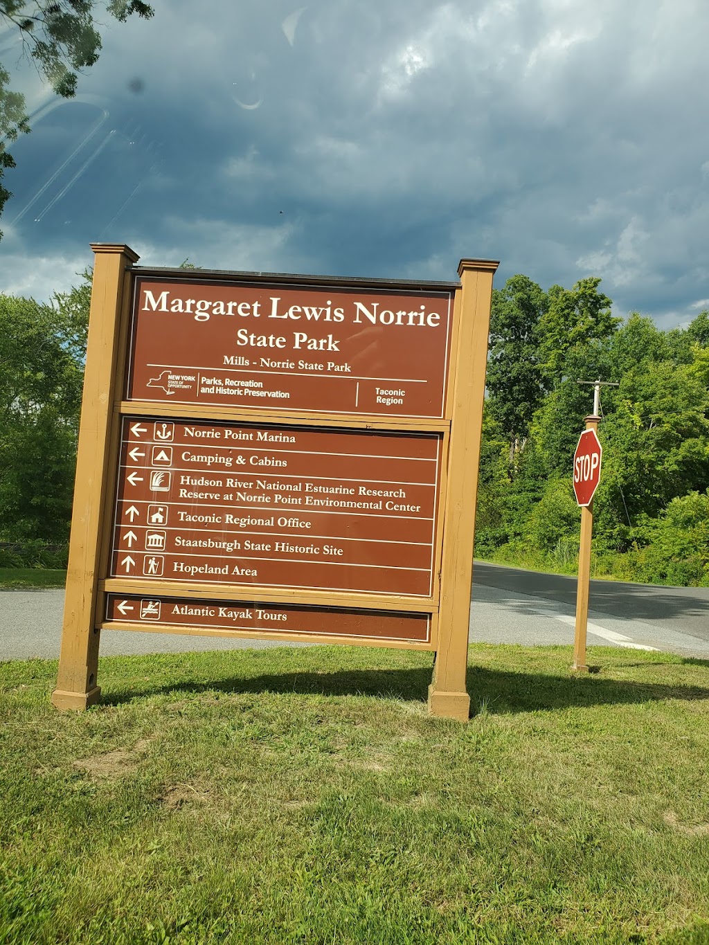 Mills Norrie State Park | 9 Old Post Rd, Staatsburg, NY 12580 | Phone: (845) 889-4646