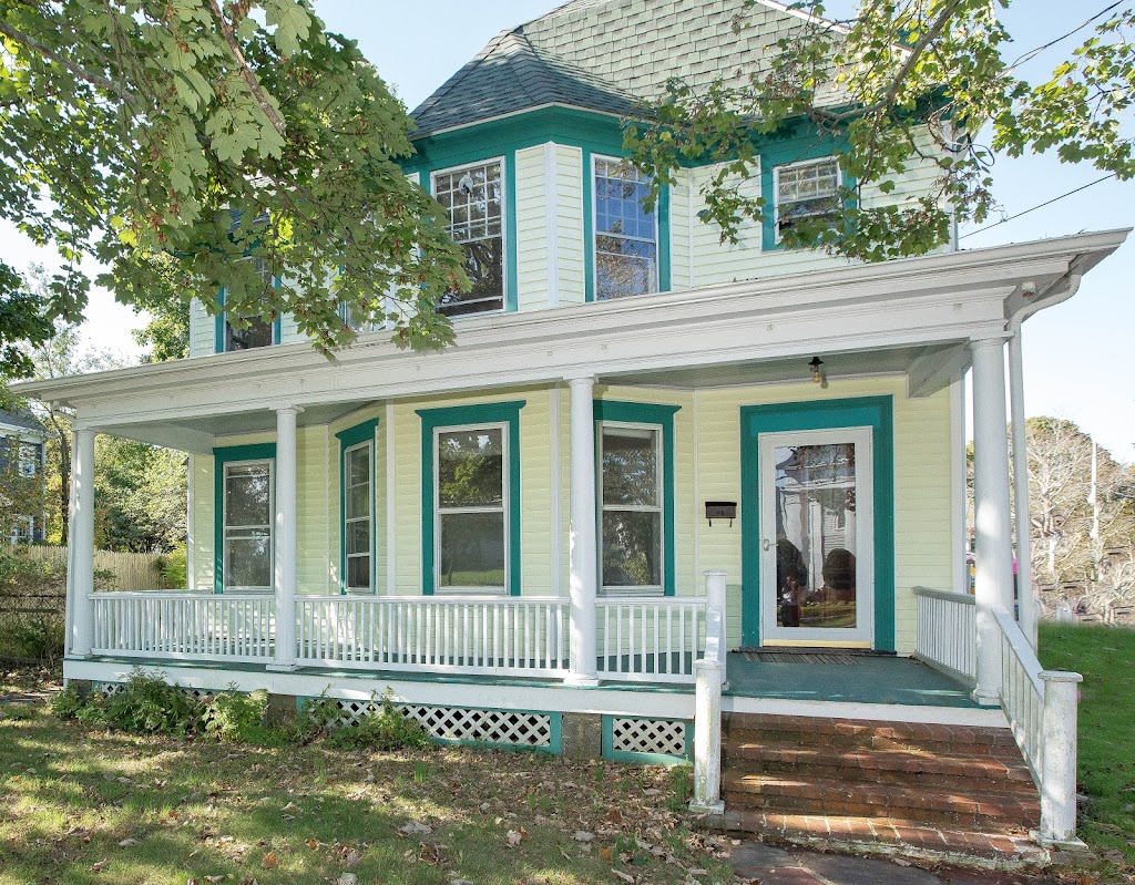 Mariah Mills North Fork Real Estate | 114 Main St, Greenport, NY 11944 | Phone: (631) 965-2557