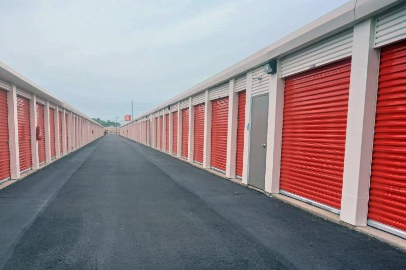 Public Storage | 4351 US-130, Edgewater Park, NJ 08010 | Phone: (609) 447-1340