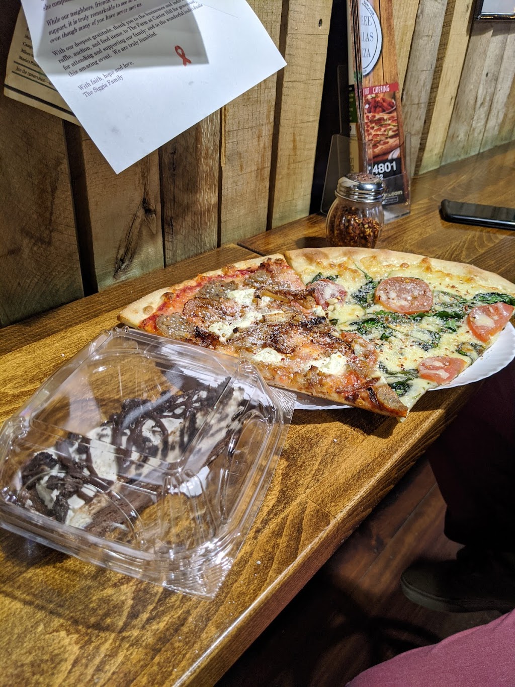 3 Fellas Pizza & Market | 11 N Main St, Marlborough, CT 06447 | Phone: (860) 467-4801