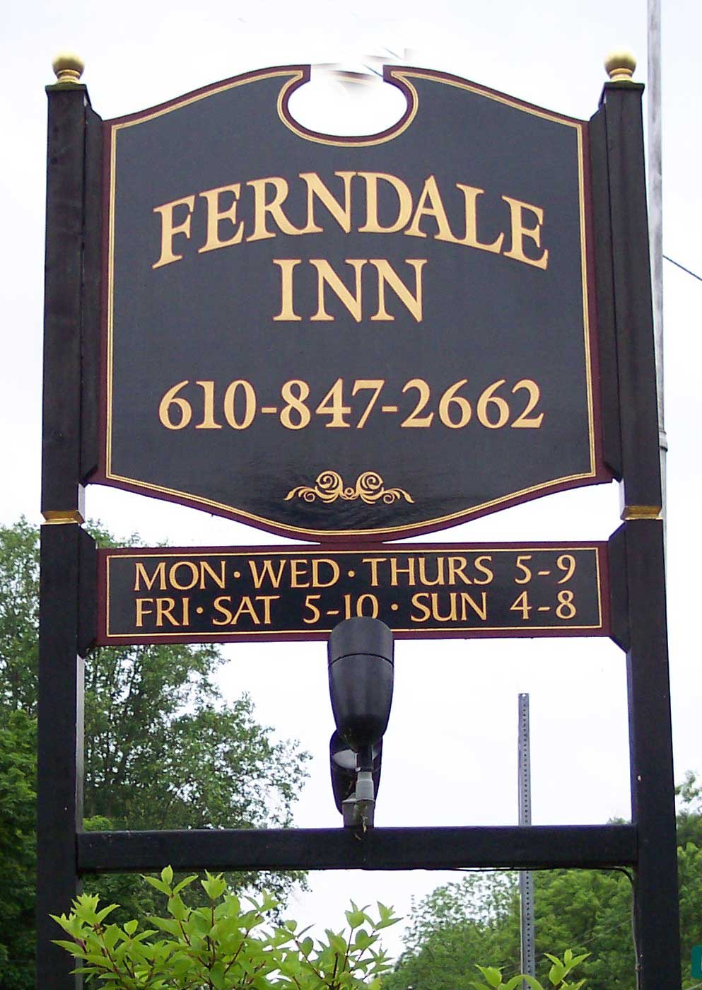 Ferndale Inn | PA-611 & Church Hill Rd, Ferndale, PA 18921 | Phone: (610) 847-2662