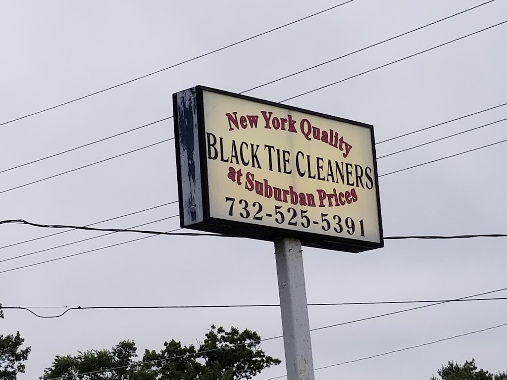 Blacktie cleaners | 3008 Bordentown Ave, Parlin, NJ 08859 | Phone: (732) 525-5391