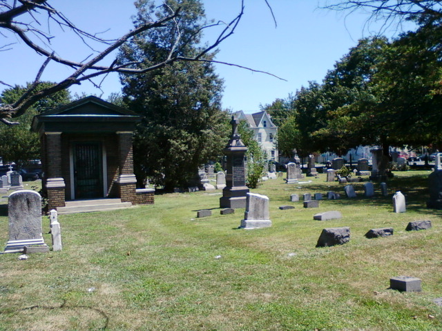 Saint Francis Cemetery | 230 Washington St, Trenton, NJ 08611 | Phone: (609) 394-2017