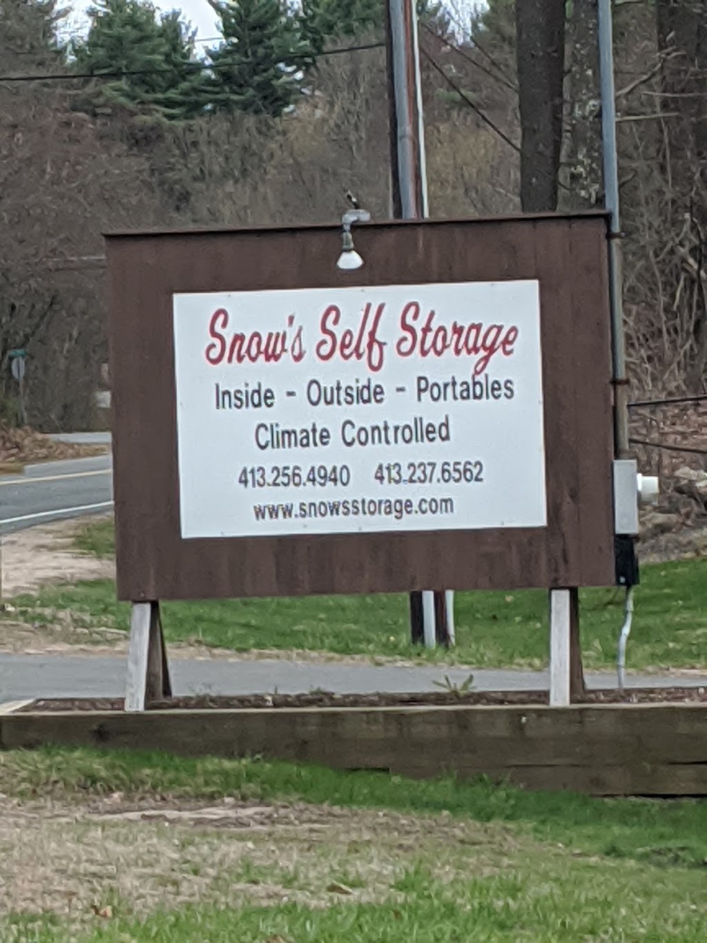 Snows Self Storage | 746 Bay Rd, Belchertown, MA 01007 | Phone: (413) 256-4940