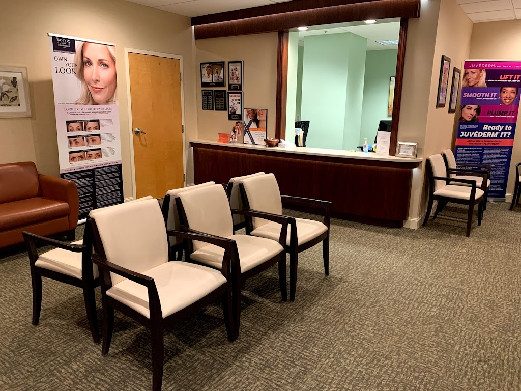 Dr. Laura Schilling MD | 176 S New Middletown Rd #203, Media, PA 19063 | Phone: (610) 566-7300