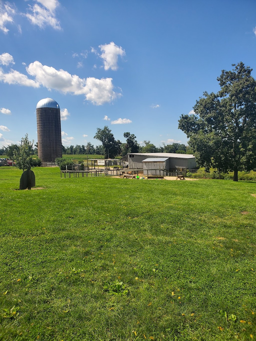 Johnsons Locust Hall Farm | 2691 Monmouth Rd, Jobstown, NJ 08041 | Phone: (609) 353-9000