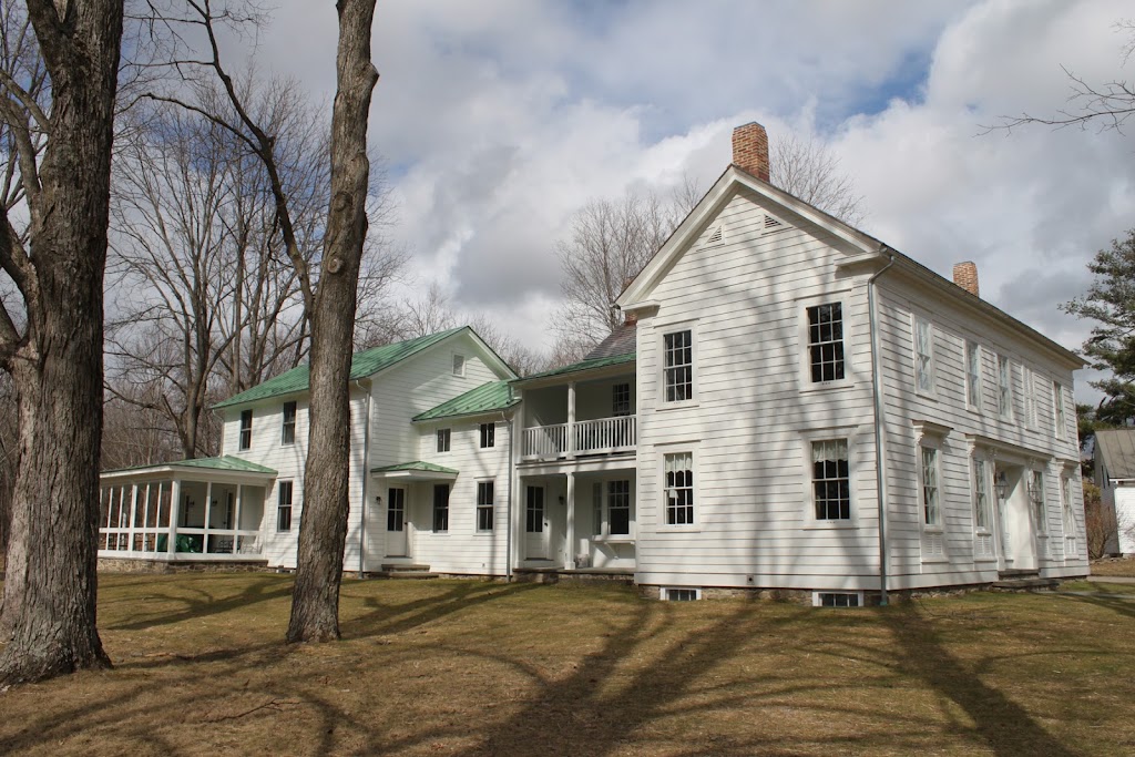 New Concord Bed and Breakfast | 2721 County Rd 9, East Chatham, NY 12060 | Phone: (518) 392-8088