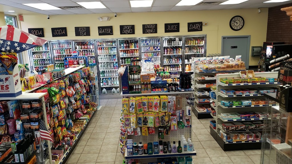 The RoadRunners Gas Station North Haven | 1915 Hartford Tpke, North Haven, CT 06473 | Phone: (475) 227-3143
