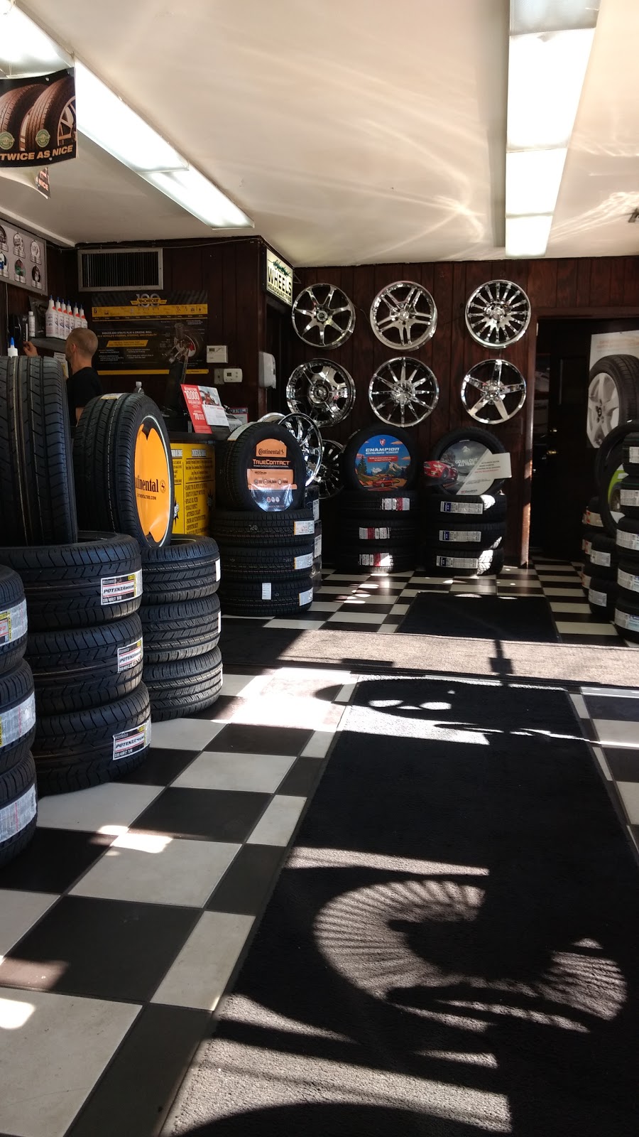 Guys Tire Buys LLC | 4099 Hylan Blvd, Staten Island, NY 10308 | Phone: (718) 317-7007