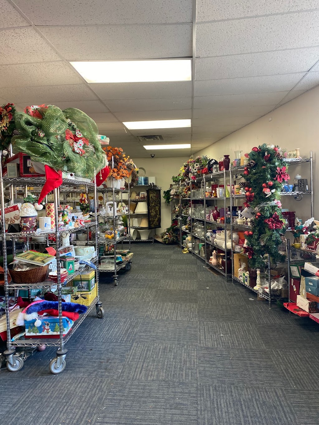 Goodwill Store & Donation Center | 594 US-206, Bordentown, NJ 08620 | Phone: (609) 291-0099