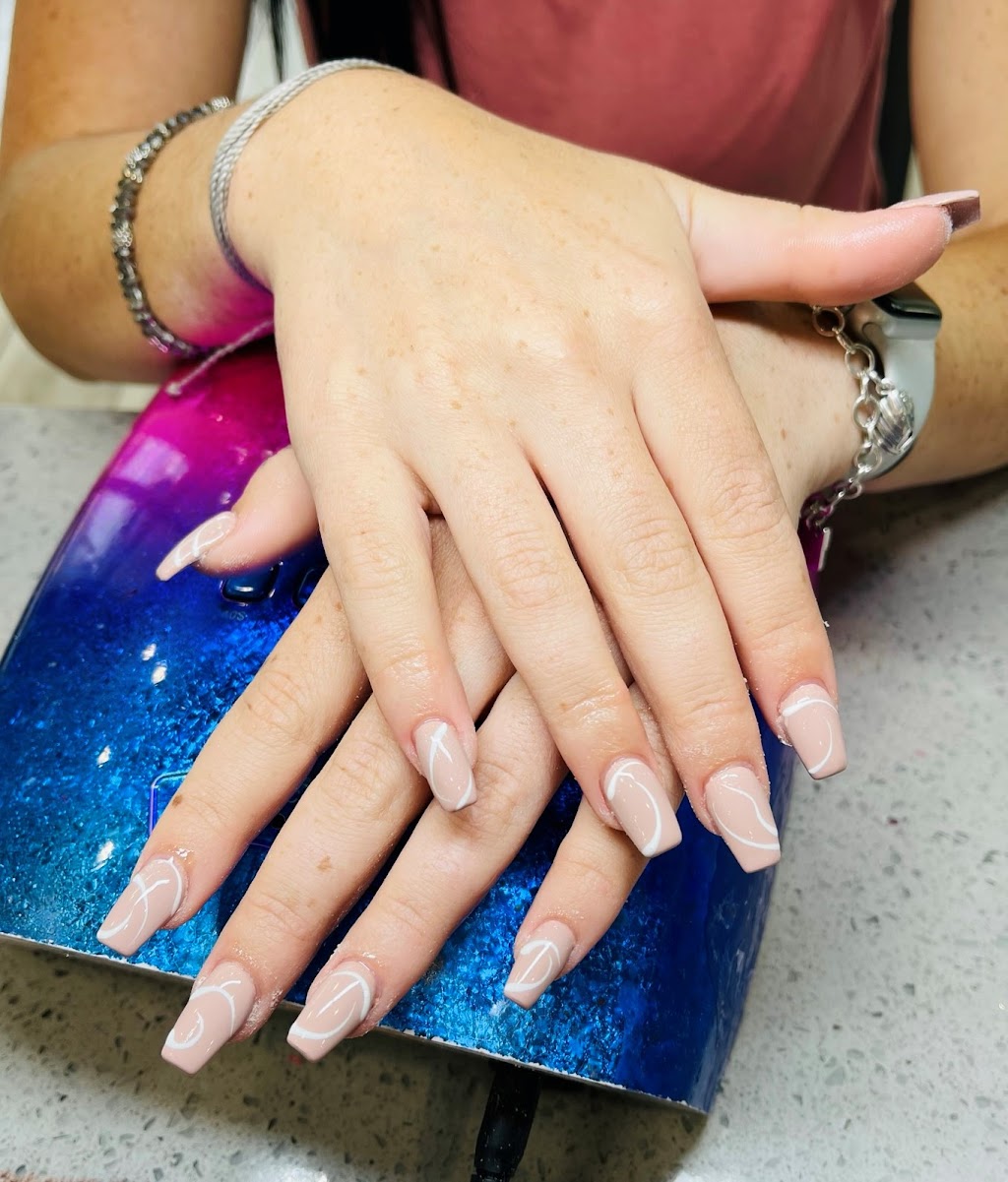 Diva Nail Salon & Spa | 703 Main St, Agawam, MA 01001 | Phone: (413) 363-1461