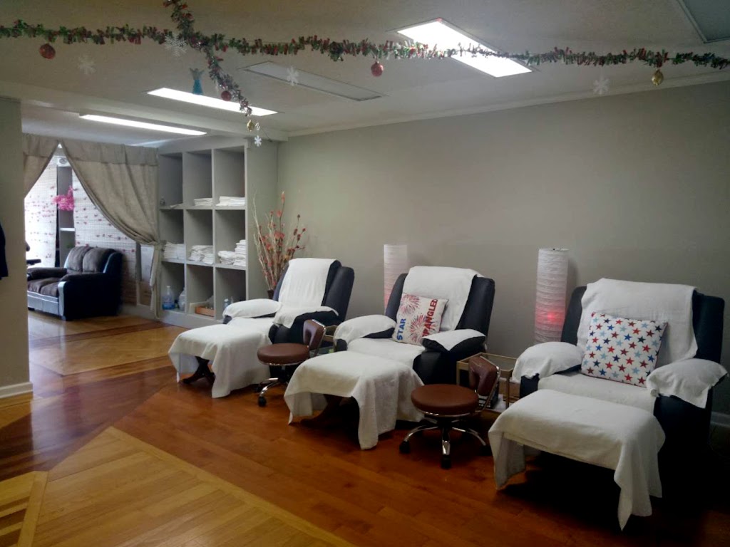 Y.W.Foot Spa Relax | 87 Mill Plain Rd, Danbury, CT 06811 | Phone: (203) 512-9751