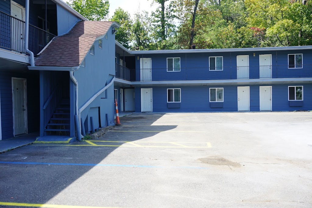 Chalet Motel | 906 NJ-35, Ocean Township, NJ 07712 | Phone: (732) 775-4848