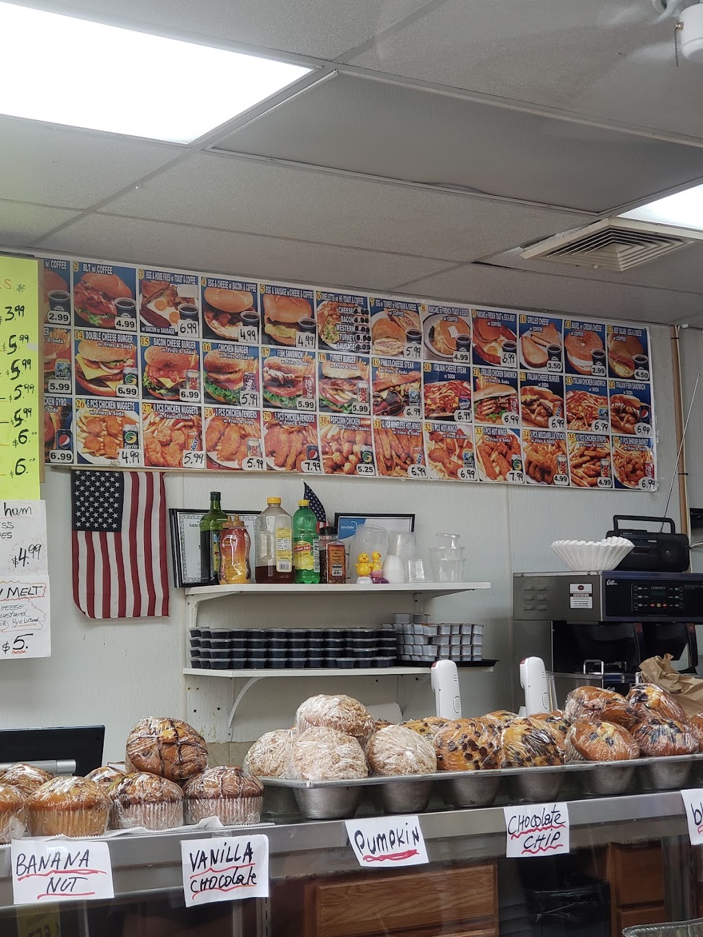 Charlies Deli & Bagels | 535 Amboy Ave, Woodbridge Township, NJ 07095 | Phone: (732) 726-8701