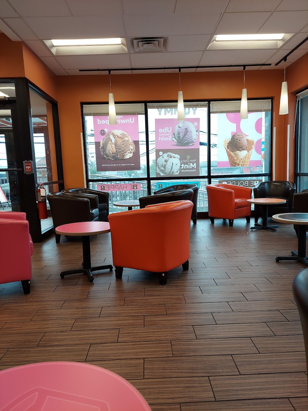 Baskin-Robbins | Southbound Side, 1076 US-9, Old Bridge, NJ 08857 | Phone: (732) 553-0375