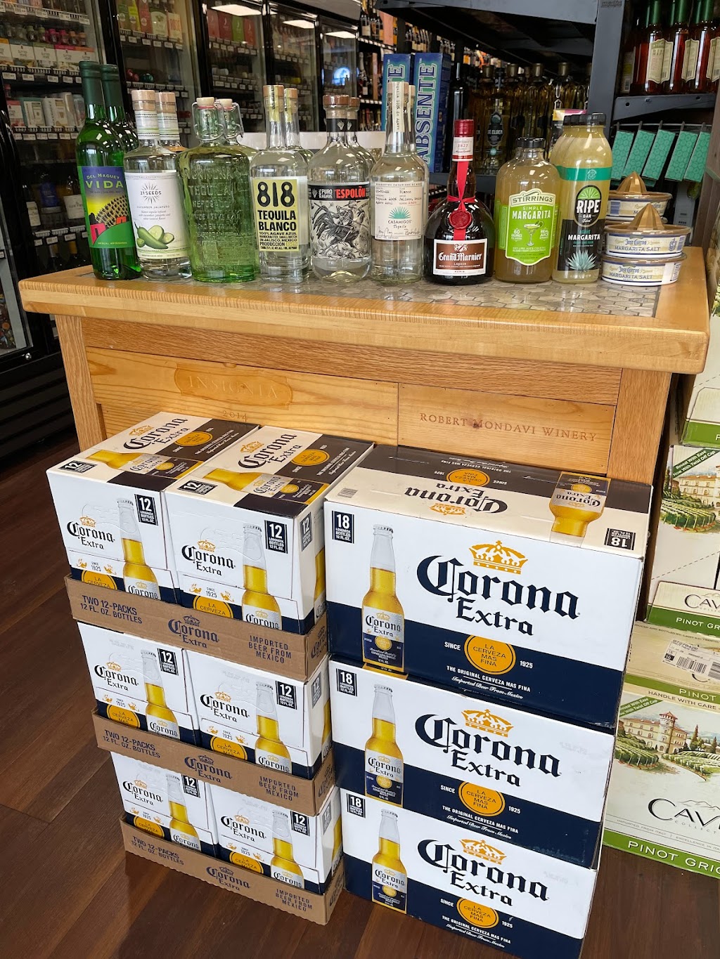 Premier Wine & Spirits | 100 Main St N, Southbury, CT 06488 | Phone: (203) 267-1111