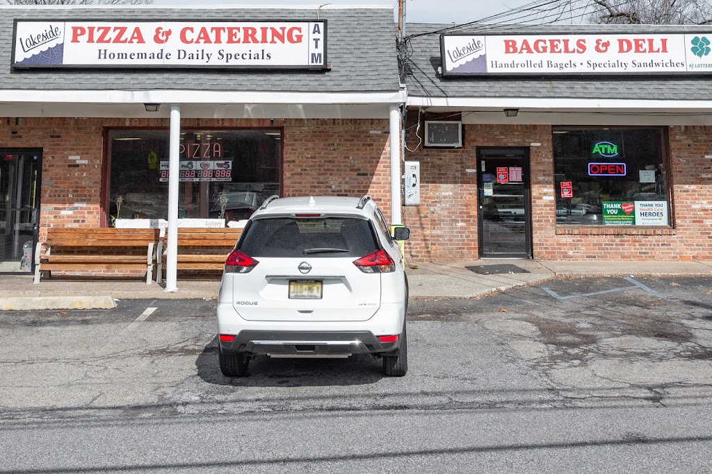 Lakeside Bagels Deli & Pizza | 104 Boonton Ave, Kinnelon, NJ 07405 | Phone: (973) 838-3333