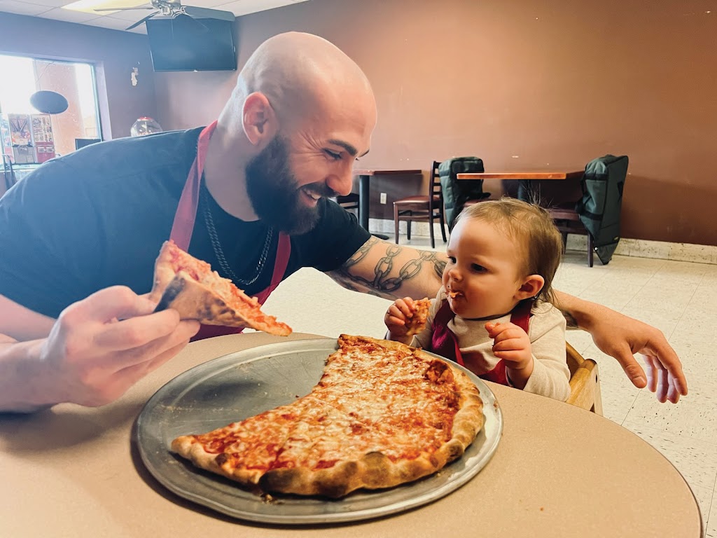 Little Lous Pizza | 2906 S Black Horse Pike, Williamstown, NJ 08094 | Phone: (856) 521-9560