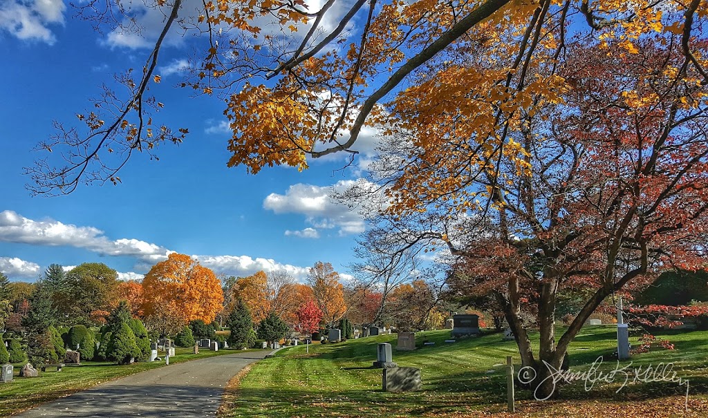 Fairview Cemetery | 200 Whitman Ave, West Hartford, CT 06107 | Phone: (860) 561-8136