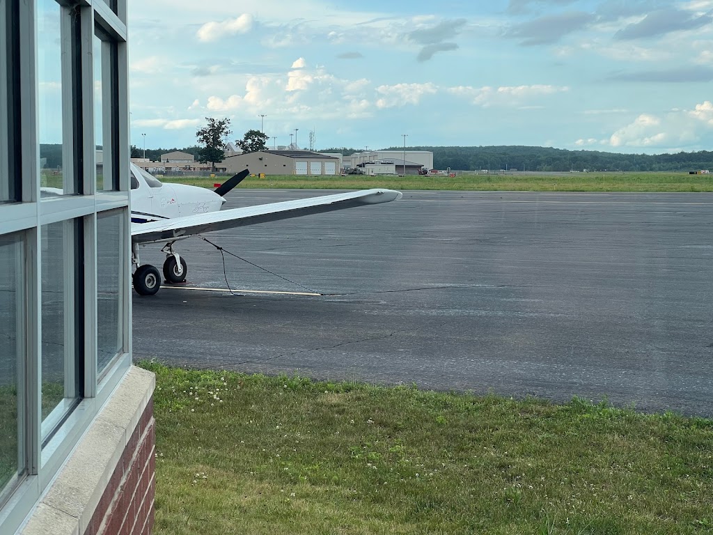 Wolf Aviation Network Inc | 110 Airport Rd Suite 208, Westfield, MA 01085 | Phone: (413) 563-1929