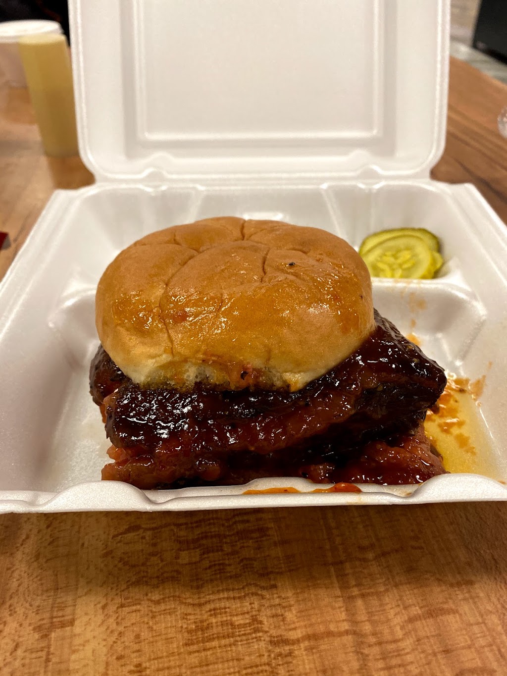 Stoltzfus BBQ | 2919 US-206, Columbus, NJ 08022 | Phone: (609) 265-9665