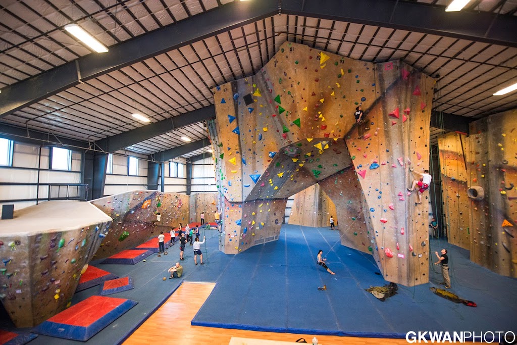 Central Rock Gym | 165 Russell St, Hadley, MA 01035 | Phone: (413) 584-7625