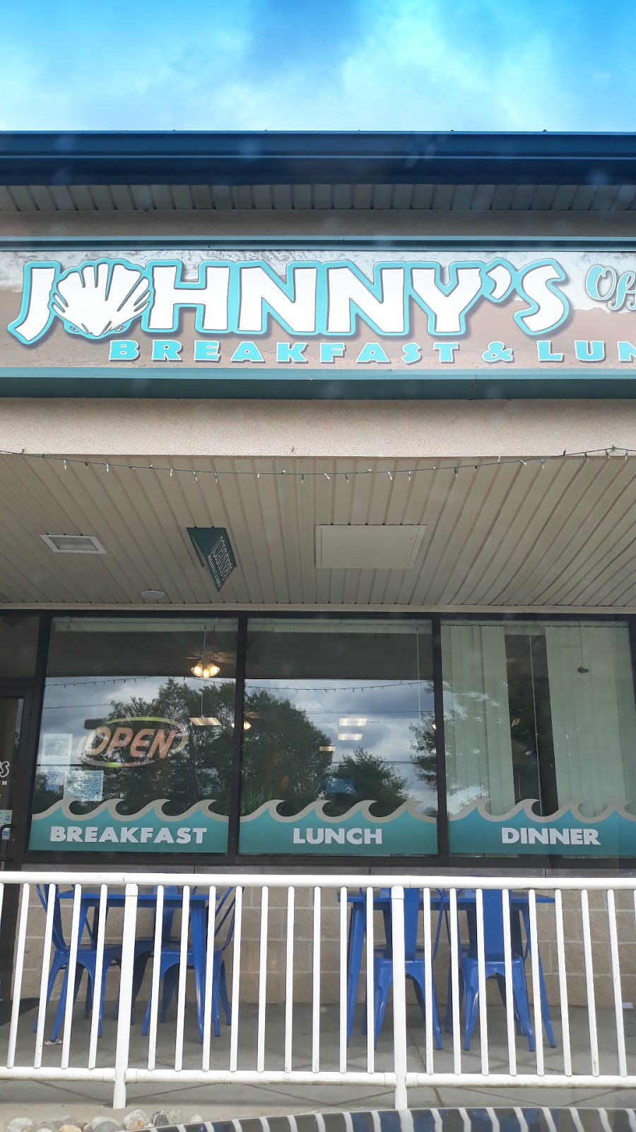 Johnny’s Offshore Café | 100 McKinley Ave #13, Manahawkin, NJ 08050 | Phone: (609) 622-8790