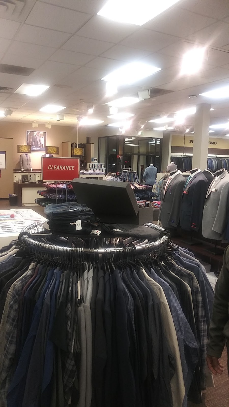 Mens Wearhouse | 4701 Concord Pike, Wilmington, DE 19803 | Phone: (302) 477-9694