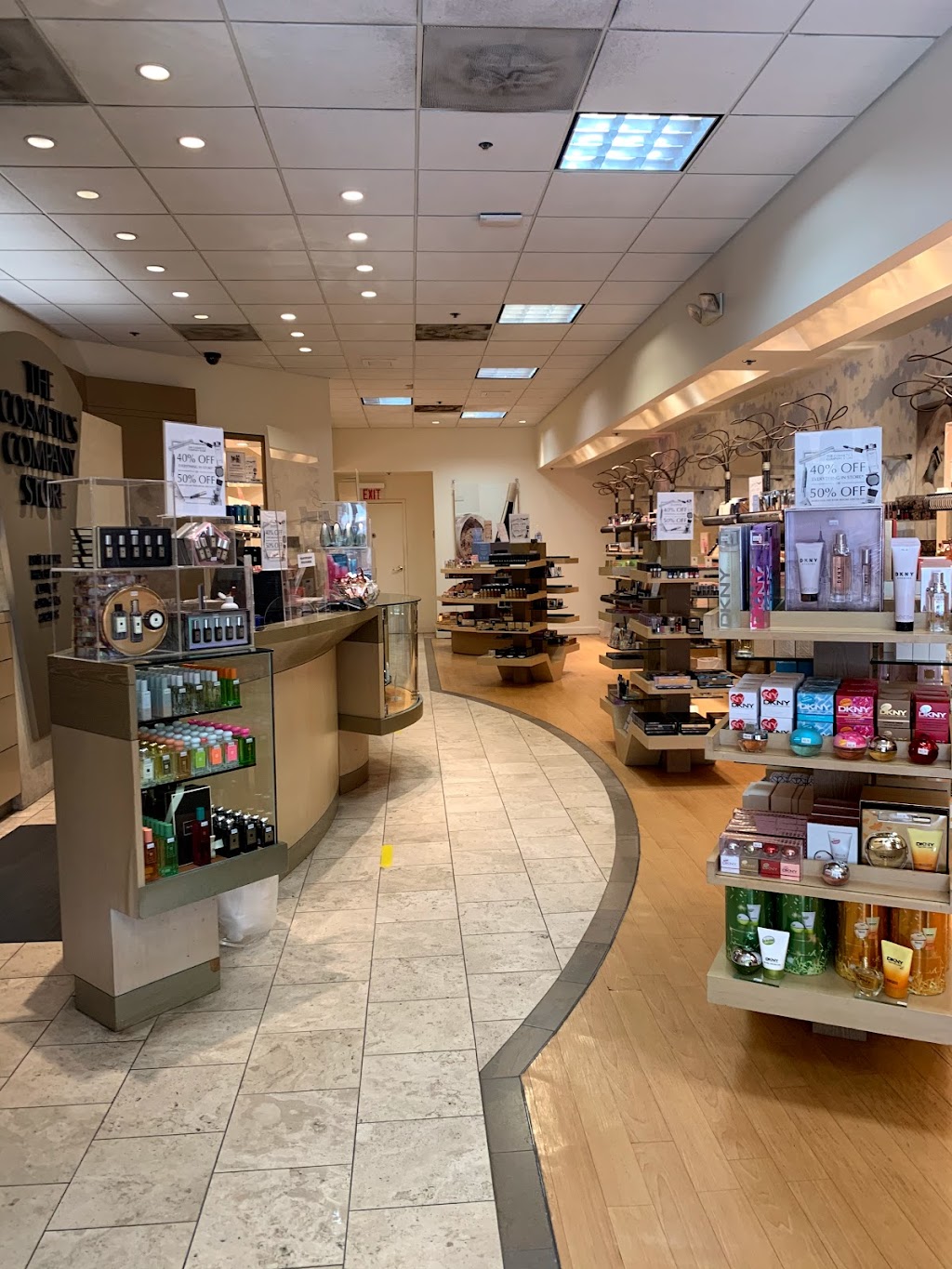 The Cosmetics Company Store | 20 Killingworth Turnpike Suite 335, Clinton, CT 06413 | Phone: (860) 664-4970