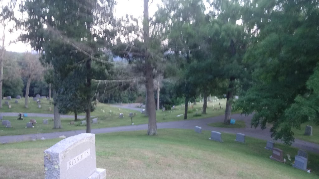 Oak Knoll Cemetery | 1 Rathbone St, Palmer, MA 01069 | Phone: (413) 283-2664