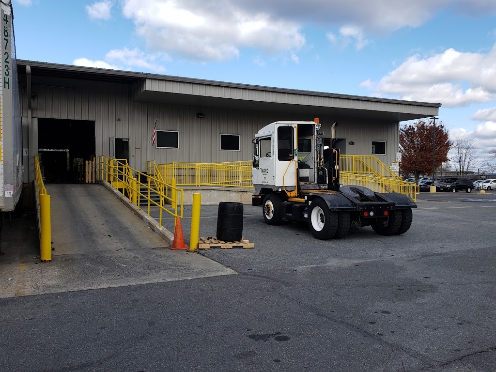 Ward Trucking Corporation | 100 Hilton St, Easton, PA 18042 | Phone: (610) 250-9700