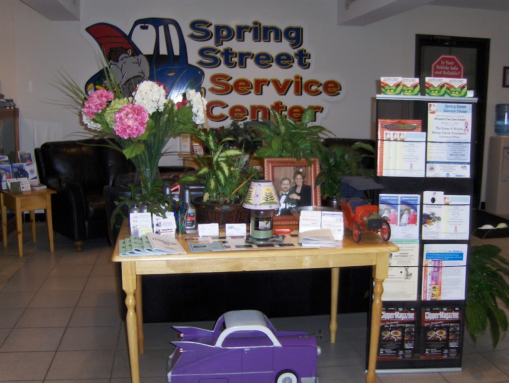 Spring Street Service Center | 436 Spring St, Windsor Locks, CT 06096 | Phone: (860) 627-7495