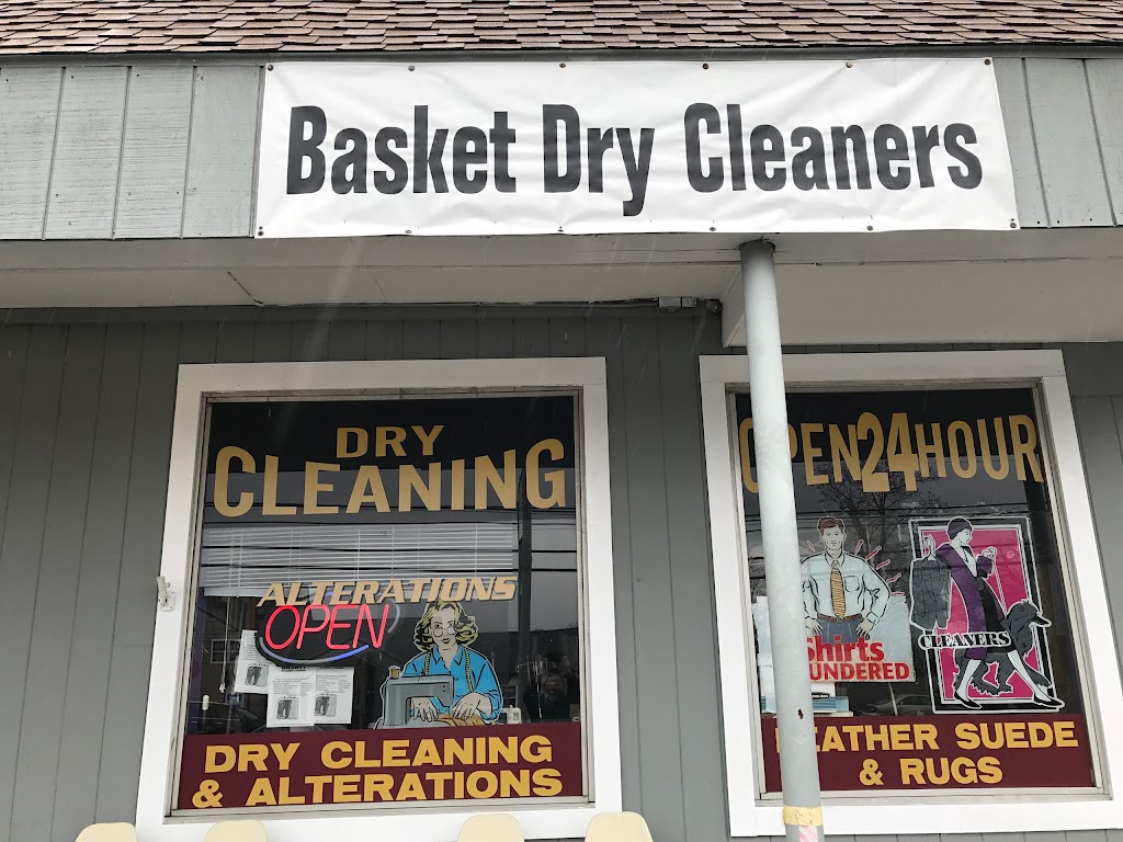 Basket Laundromat | 467 S Main St, Colchester, CT 06415 | Phone: (860) 537-3590