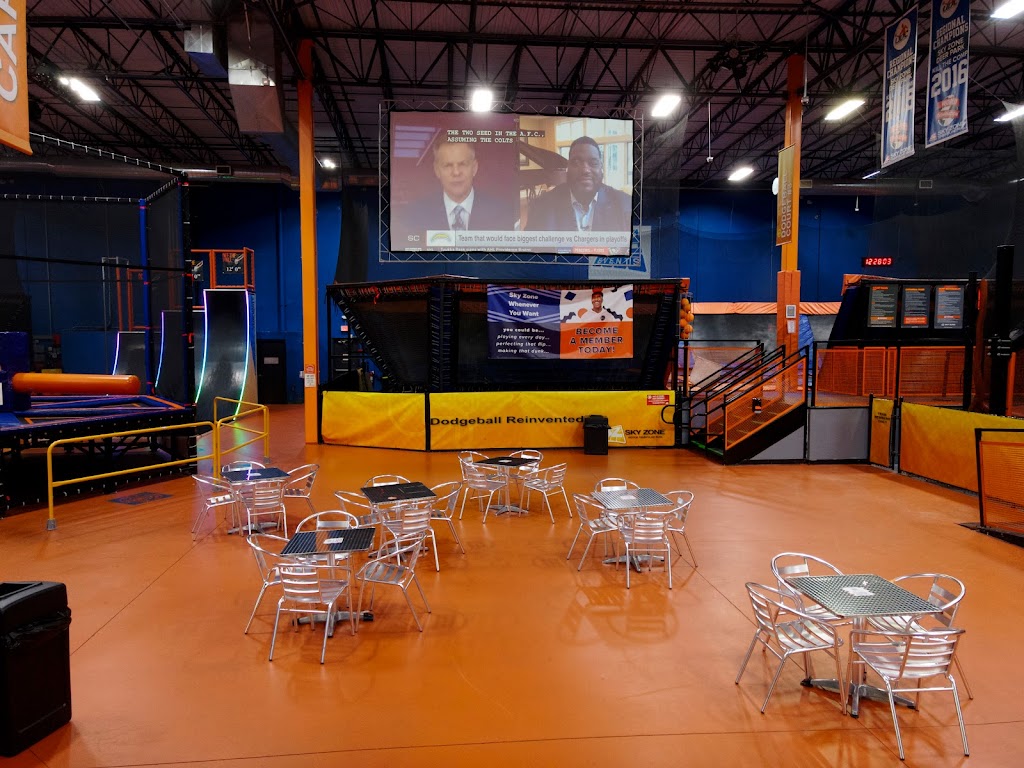 Sky Zone Trampoline Park | 111 Rodeo Dr, Deer Park, NY 11717 | Phone: (631) 402-5430