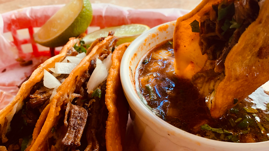 Los Machetes Authentic Mexican Restaurant | 856 Chester Pike, Prospect Park, PA 19076 | Phone: (484) 494-7188