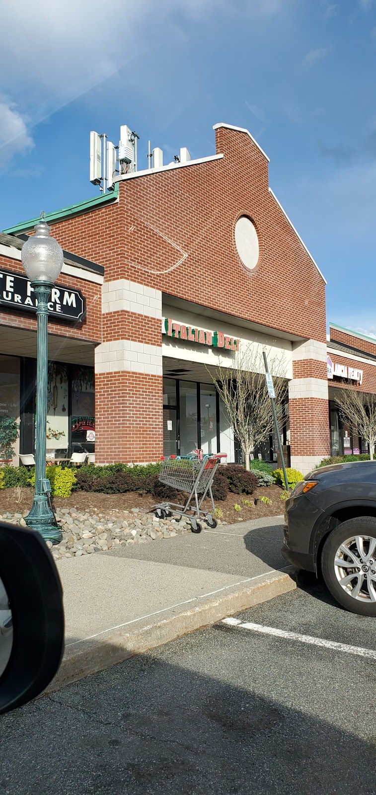 Baviello Italian Deli | 216 Old Tappan Rd #16, Old Tappan, NJ 07675 | Phone: (201) 666-6750